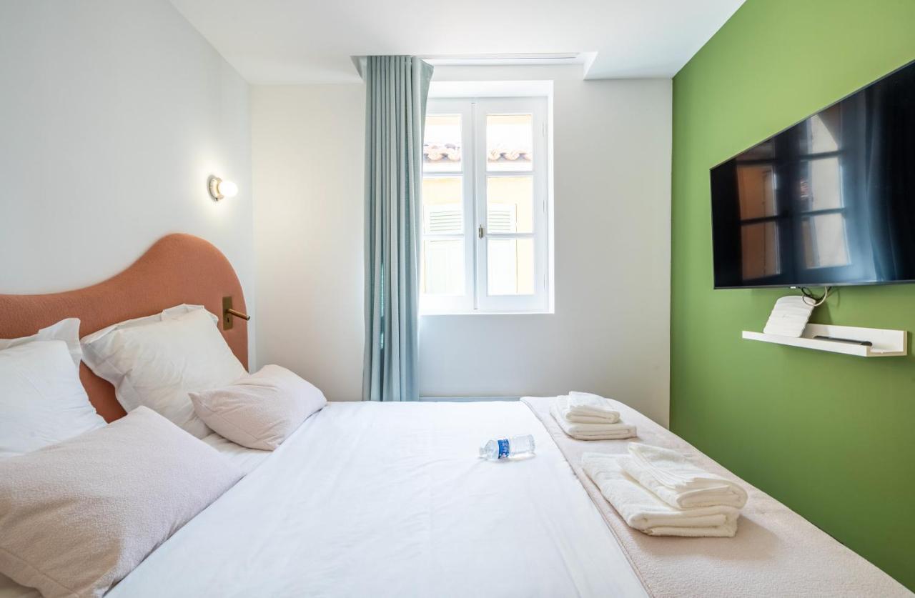 Residence Feniers - Hyper Centre St Tropez Сен-Тропе Экстерьер фото